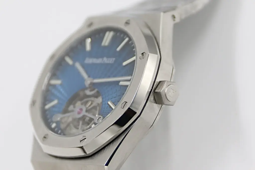 ZF Factory Audemars Piguet Royal Oak Blue dial — image 4