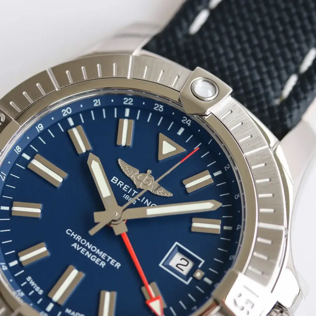 GF Factory Breitling Avenger — image 7