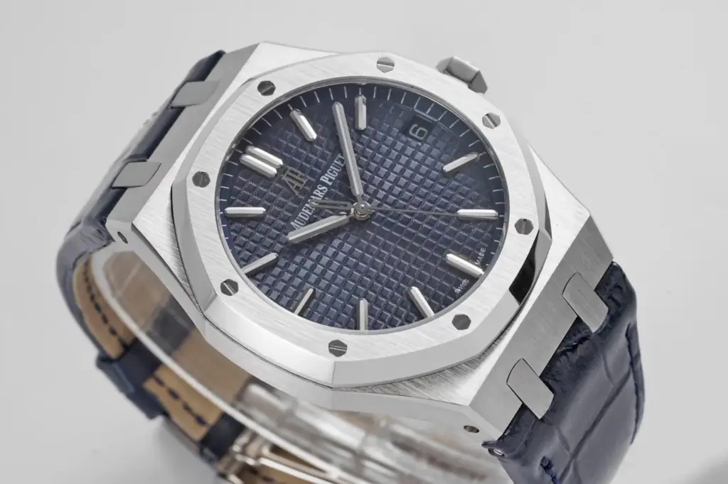 OM Factory Audemars Piguet Royal Oak — image 2