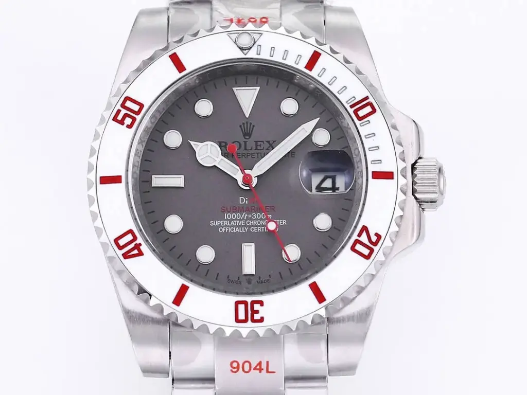 Rolex Submariner Green dial — image 2