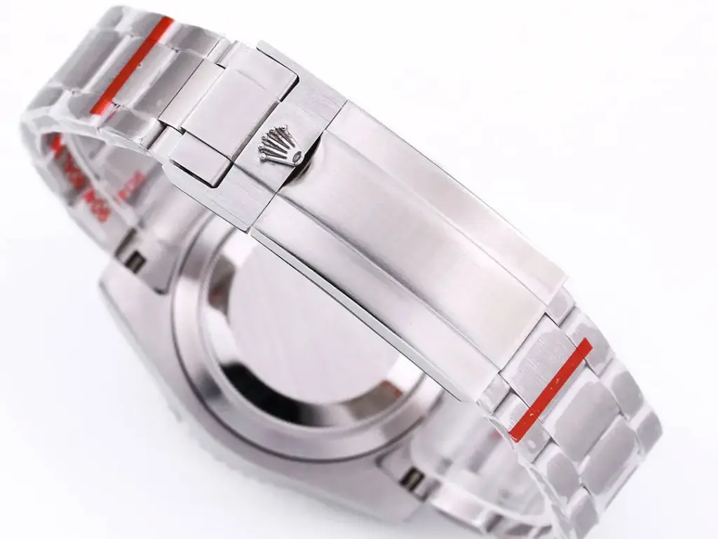 Rolex Submariner — image 9