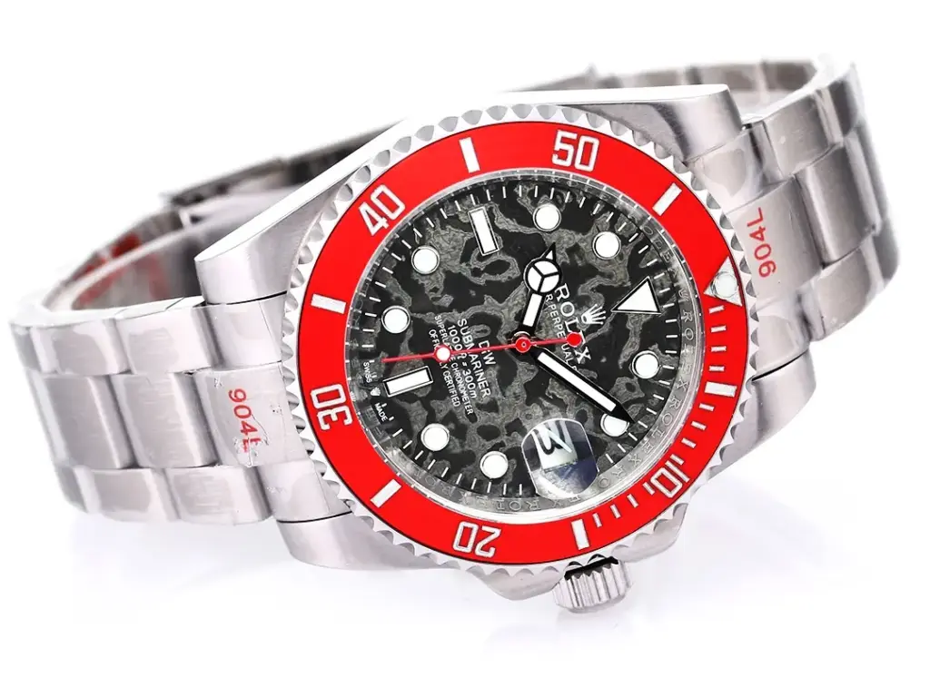 Rolex Submariner Green dial — image 7