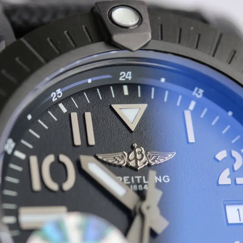 V9 Factory Breitling Avenger — image 3
