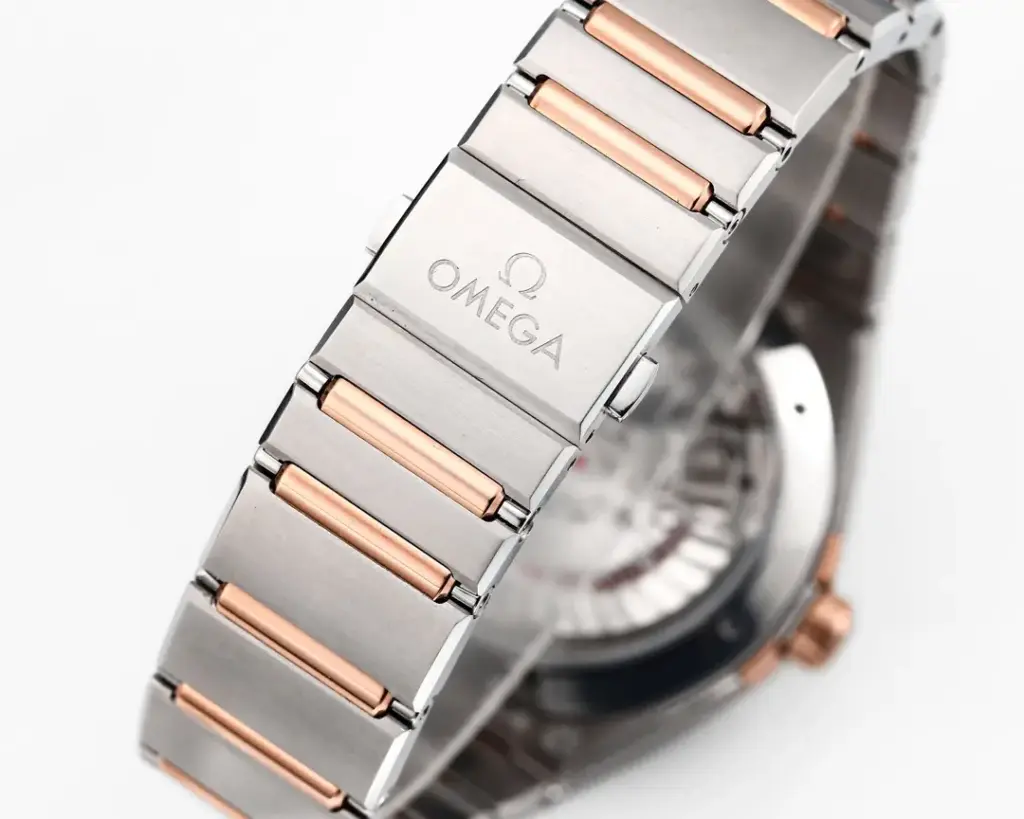 Omega Constellation 41mm Burgundy dial — image 9