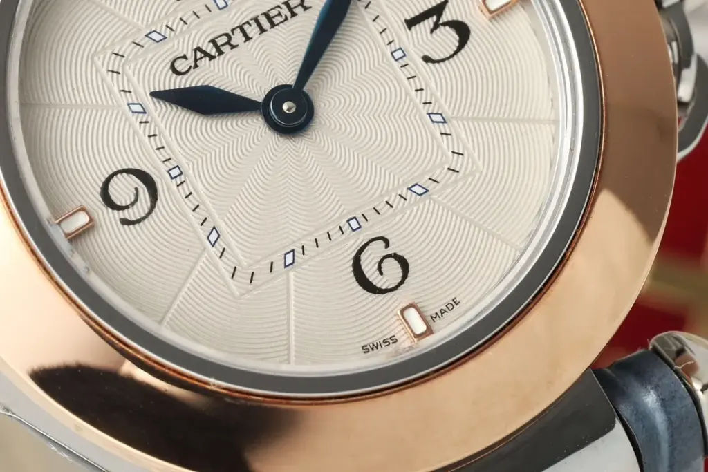 Cartier Tank — image 4