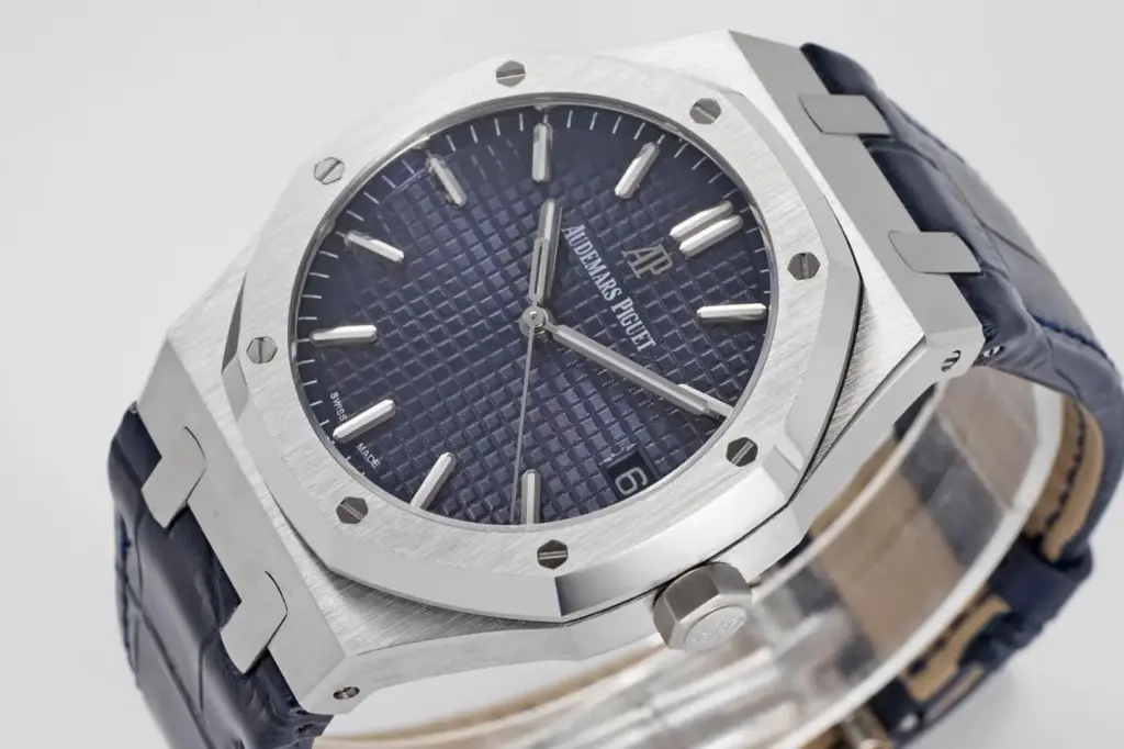 OM Factory Audemars Piguet Royal Oak — image 3