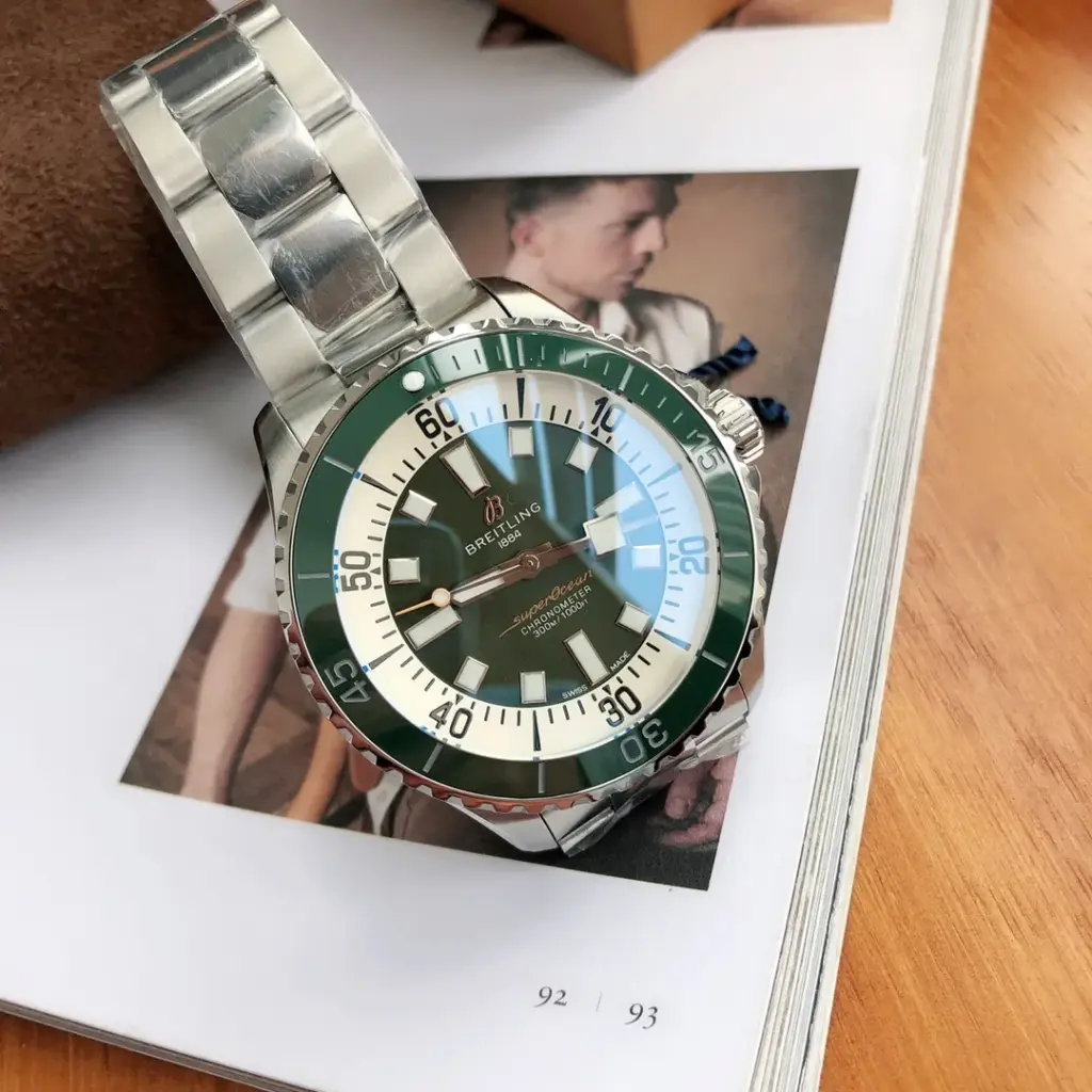 BLS Factory Breitling Superocean Green dial — image 5