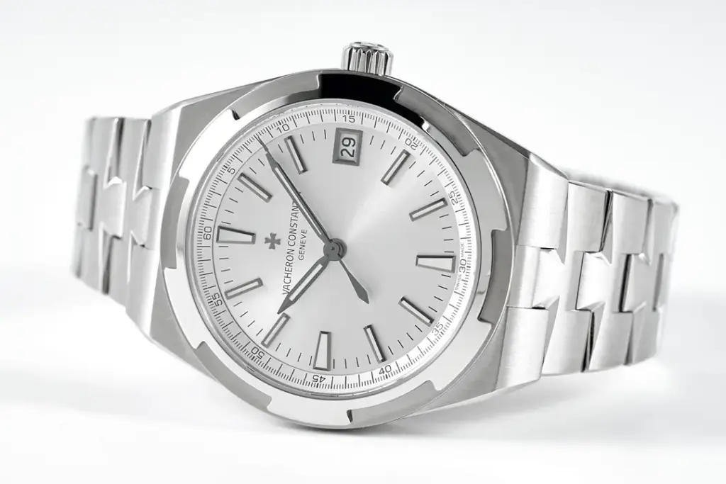 8F Factory Vacheron Constantin Overseas Silver dial — image 2