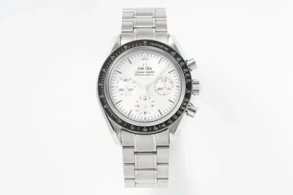 Omega Speedmaster Chronograph 9300 Silver – Premium Luxury Watch