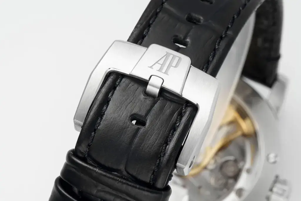 R8 Factory Audemars Piguet CODE 11.59 Blue dial — image 6