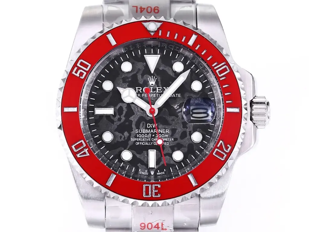 Rolex Submariner Green dial — image 3